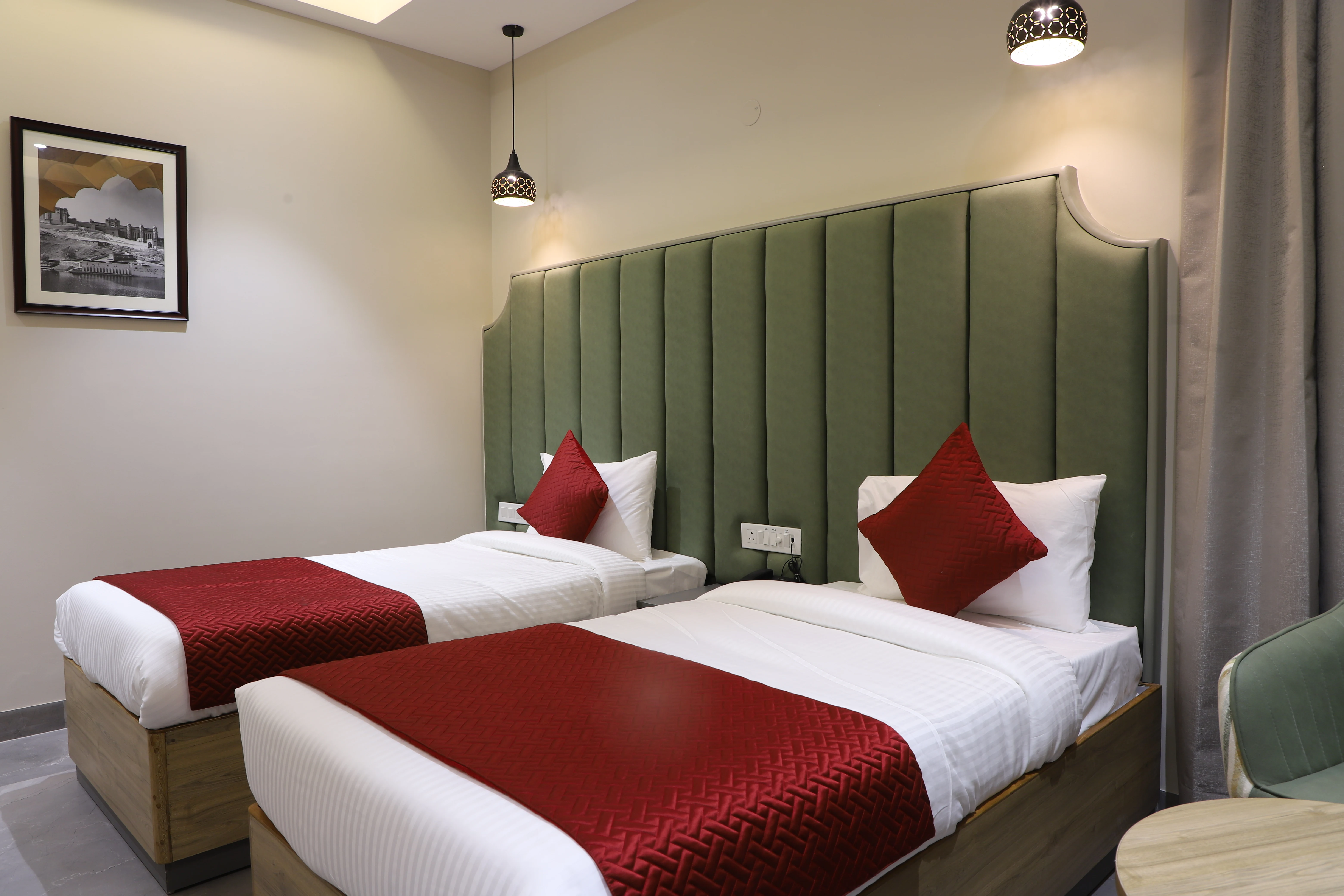 Deluxe Rooms